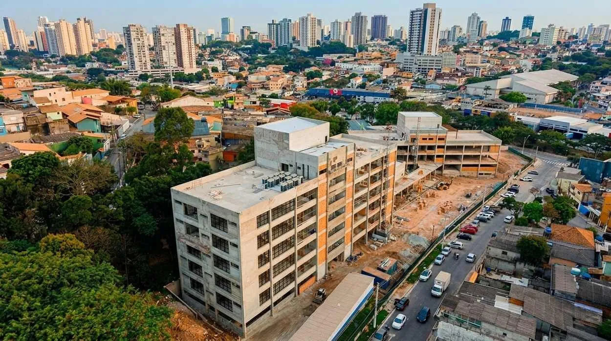 Anúncio de 832 casas em Osasco por Lau Alencar revoluciona o mercado imobiliário